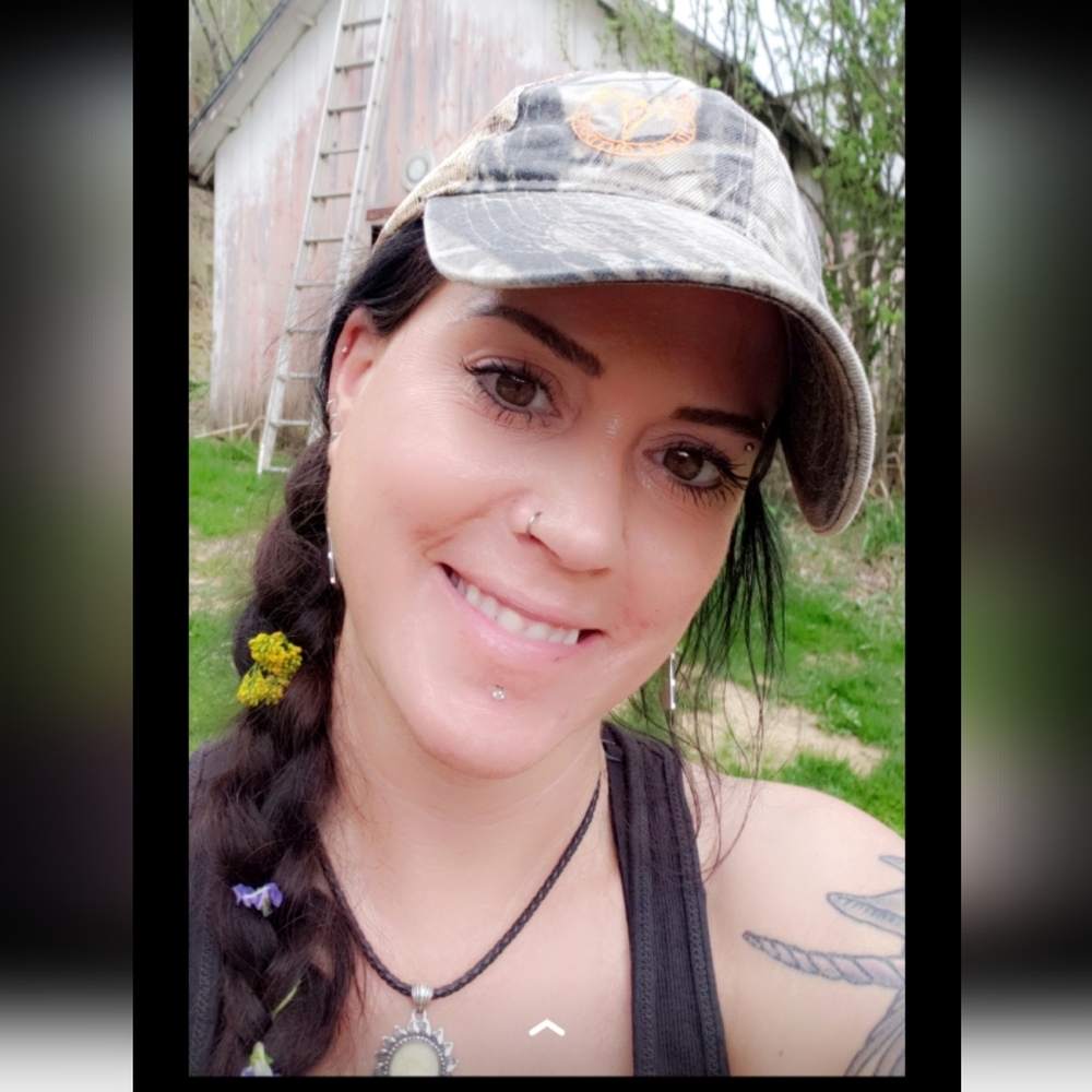 Meet your Posher, Lisa